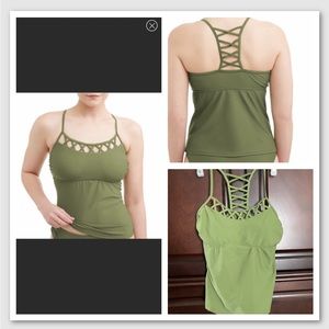 Time and Tru Solid Basket Weave Tankini Top size S